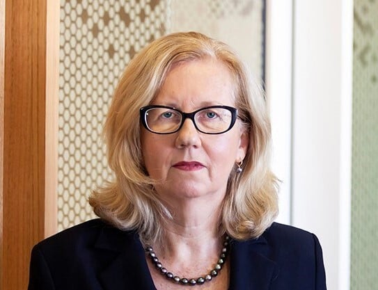 Carmel_Donnelly headshot