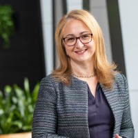 Dr Nerina Di Lorenzo Headshot 1